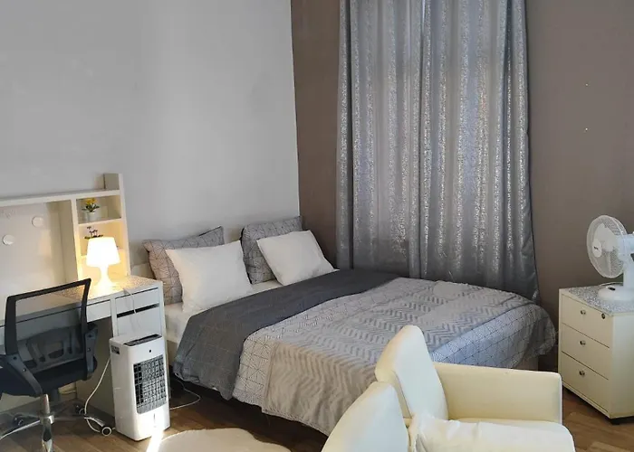 Apartment Rustic Minimalist Escape Liege City *